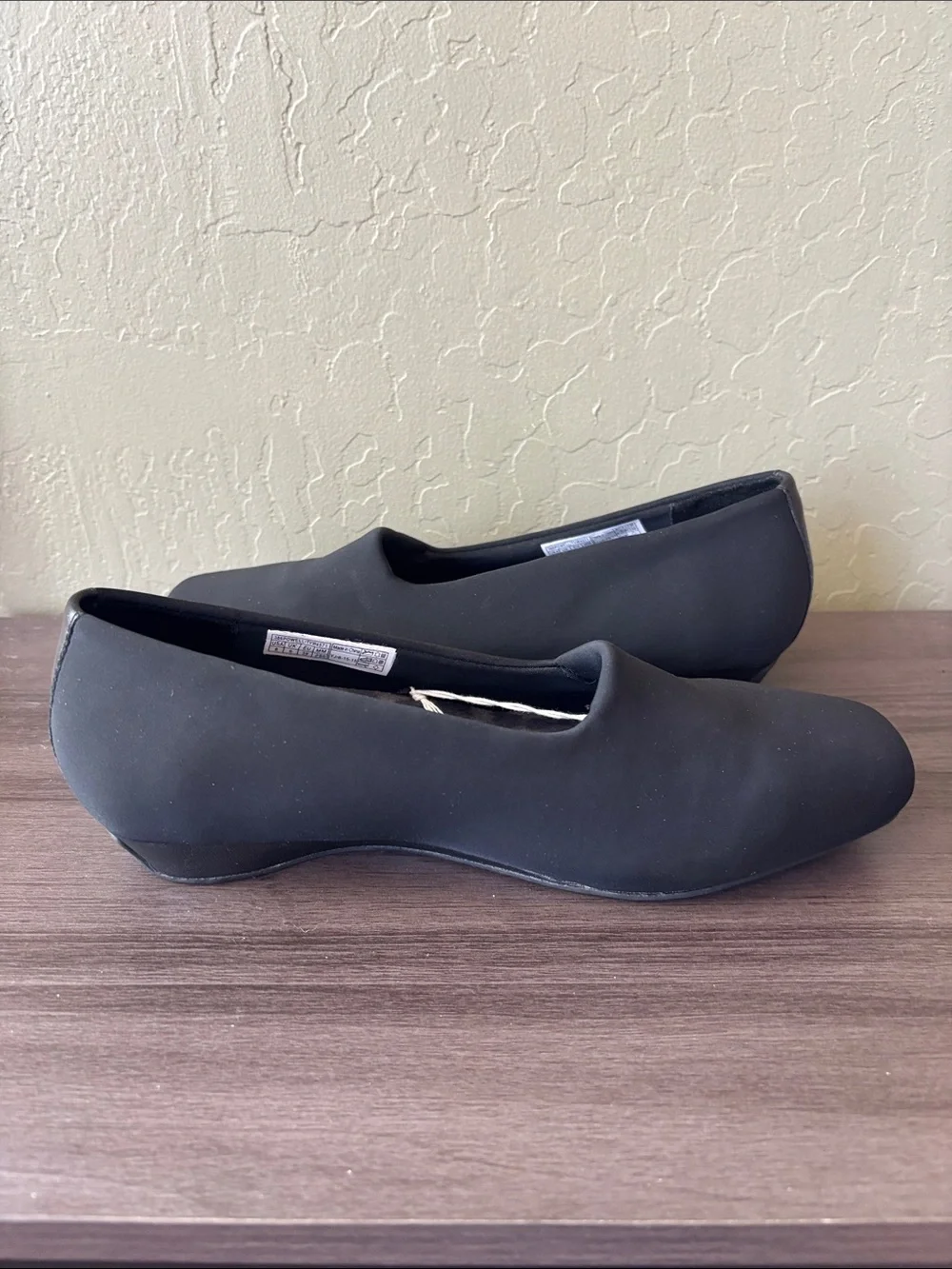 Vionic 386 Powell Black Demi‎ Wedge Slip On Flat Size 8 NWT